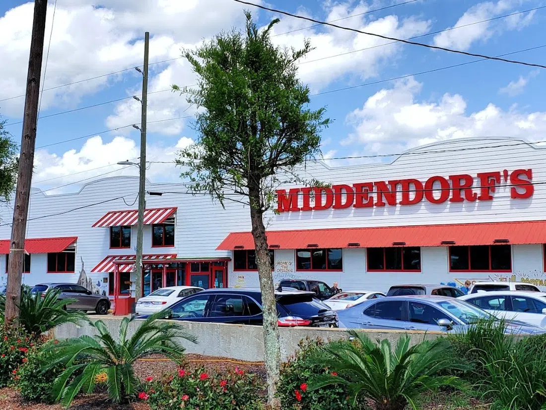 Middendorf's Manchac, New Orleans