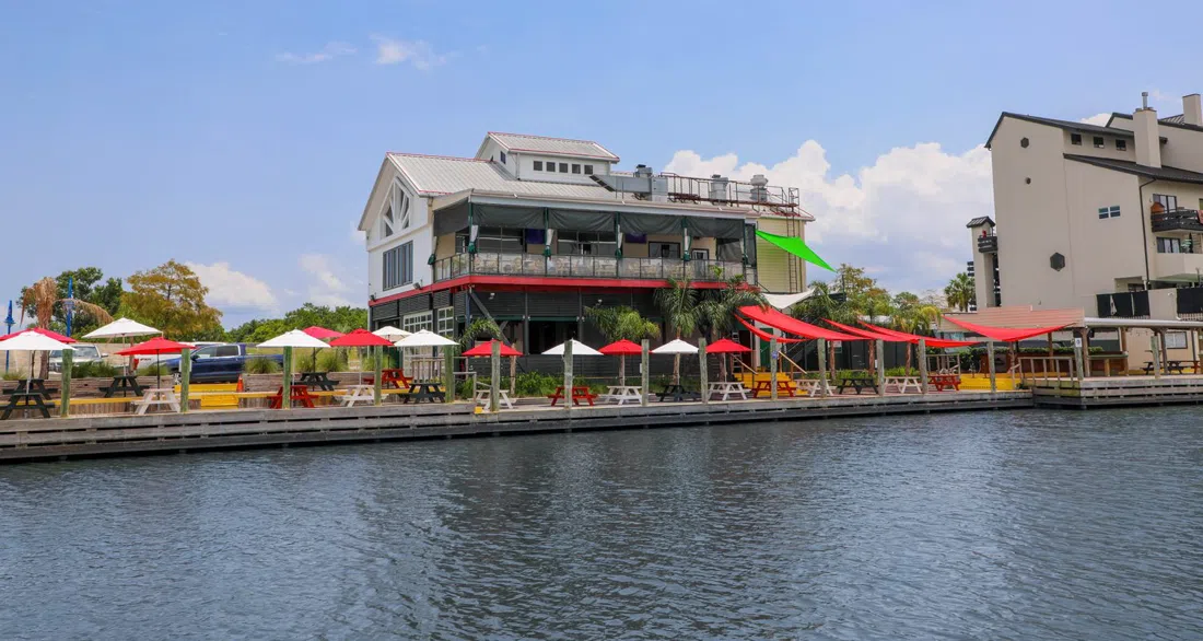 Felix's Restaurant & Oyster Bar – Lakefront, New Orleans