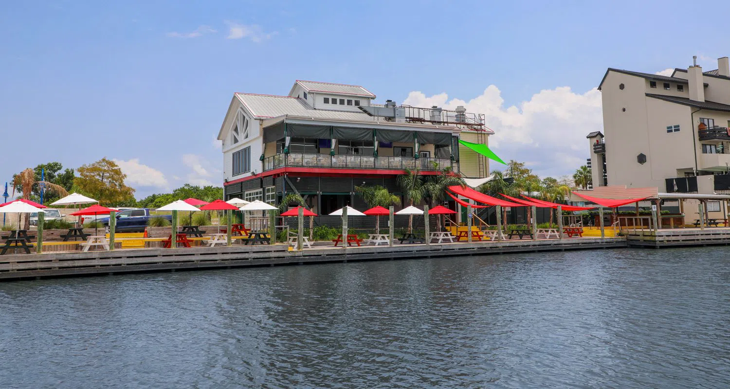 Felix's Restaurant & Oyster Bar – Lakefront, New Orleans
